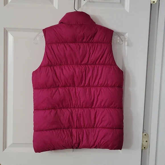 Old Navy kids puffer vest - Picture 2 of 6